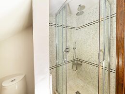 Villa Les Charmes - Premium Villa for 20 Guests