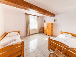 Villa Les Charmes - Premium Villa for 20 Guests