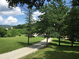 Hill View Retreat w/ Pool