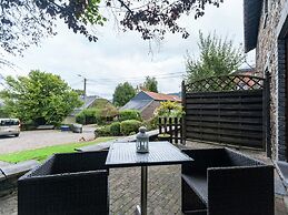 Charming Cottage in Stoumont