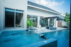 Yipmunta Pool Villa