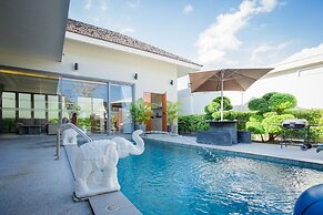 Yipmunta Pool Villa