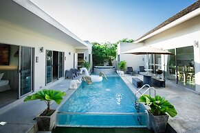 Yipmunta Pool Villa