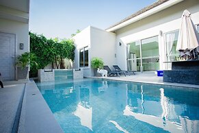 Yipmunta Pool Villa