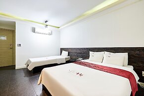 Hotel Nuri