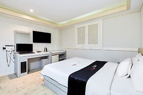 Hotel Nuri