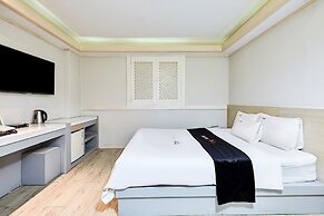 Hotel Nuri