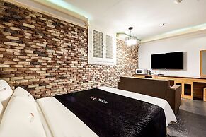 Hotel Nuri