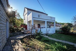 Detached Holiday House few Steps From the Beach