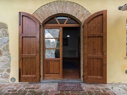 Escape in Rosignano Hills