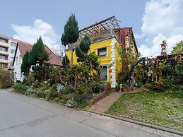 Charmante Ferienwohnung in Wismar mit Garten