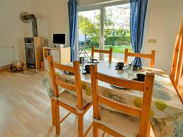 Gustow Garden Retreat