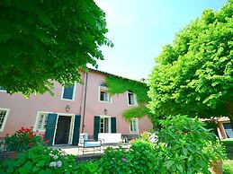 Charming Holiday Home, Near Lucca With a Private Pool