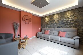 Spacious Holiday Home Near Bastogne