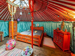 Lively Holiday Home With Garden