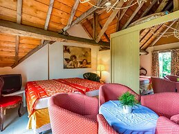 Oud-rekem Heritage Hideaway