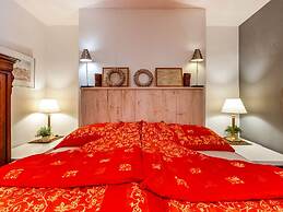 Oud-rekem Heritage Hideaway