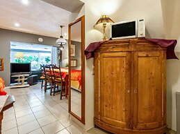 Oud-rekem Heritage Hideaway