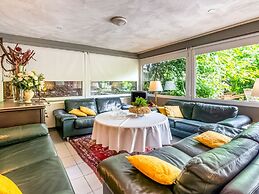 Oud-rekem Heritage Hideaway