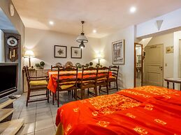 Oud-rekem Heritage Hideaway