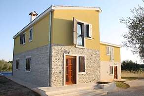 Holiday Home in Novigrad With Private Pool