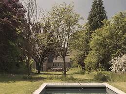 Cottage in Haut-bois With Private Pool