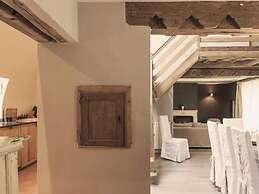 Cottage in Haut-bois With Private Pool