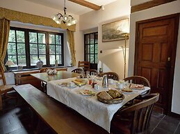 Spacious Villa in Liege