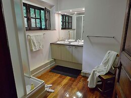 Spacious Villa in Liege