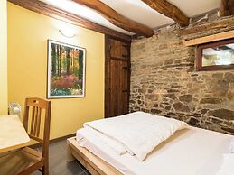 Quaint Apartment in Sensenruth With Terrace