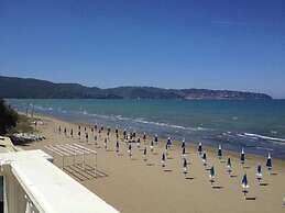 Seaside Comfort in Giannella