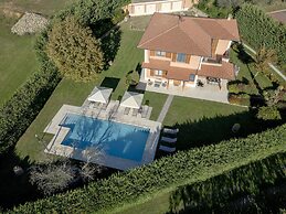 Villa in Tuscany With Pool