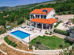 Villa in Croatia With Panoramic View