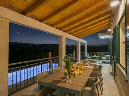 Villa in Croatia With Panoramic View