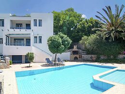 Villa in Lefkogia Crete With Swimming Pool