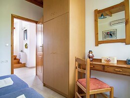 Villa in Lefkogia Crete With Swimming Pool