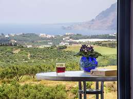Villa in Lefkogia Crete With Swimming Pool