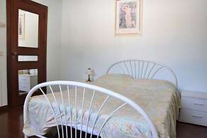 Villa in Vilamoura With Private Pool & BBQ