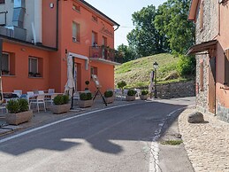 Holiday Home in Ca' De' Grimaldi With Garden