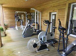 Holiday Home in Moutouyet With Pool & Sauna