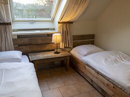 Vielsalm Stay With Furry Friends
