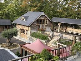 Vielsalm Stay With Furry Friends