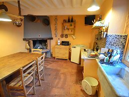Belvilla by OYO Characteristic Tuscan Flat