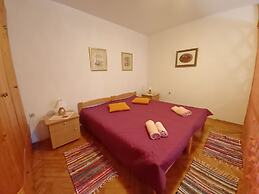 Comfortable Apartment Near the sea