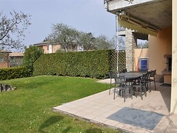 Great and Colourful Apartment Near Bardolino