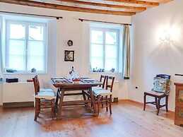 Modern Apartment, Bressanone