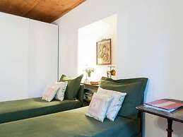 Modern Apartment, Bressanone