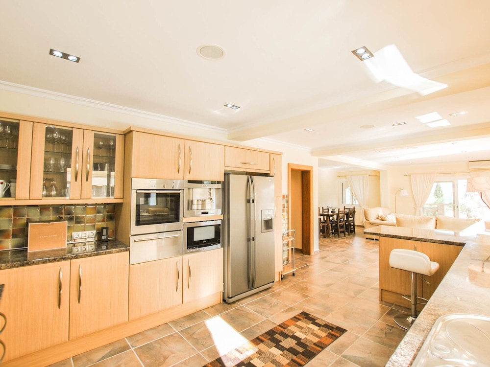 Villa in Alcudia With Swimming Pool
