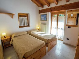 Alpine Bliss: A Cosy Retreat