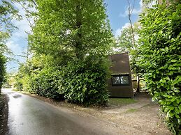 Lanaken Lakeside Cabin Stay